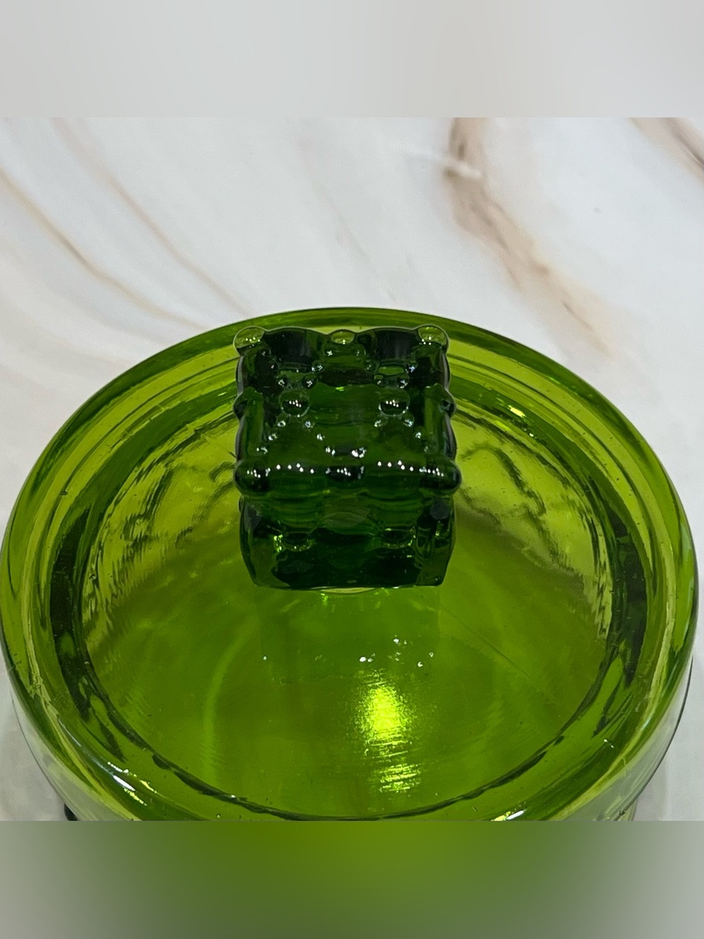 Vintage Avocado Green Glass Covered Candy Dish Trinket Box Mid Century Modern - Picture 3 of 6